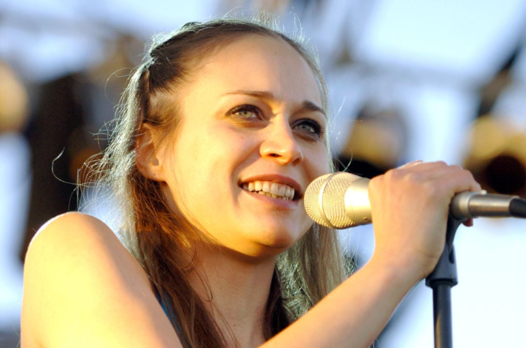 Fiona Apple Net Worth 2026: Her Bio, Age, Career and Income Sources