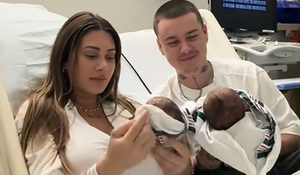 Francesca Farago Twins