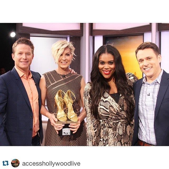 Jenna Elfman in dance show